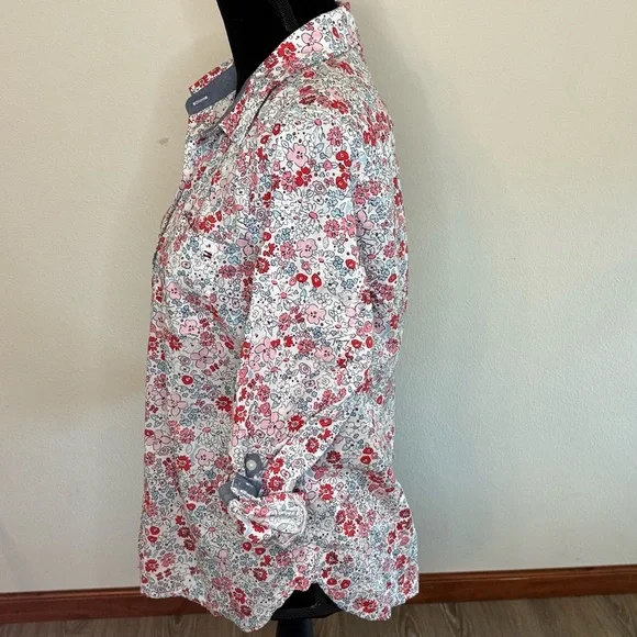 Tommy Hilfiger Floral Camp Shirt size M Lightweight Feminine Coquette Retro - Picture 13 of 14